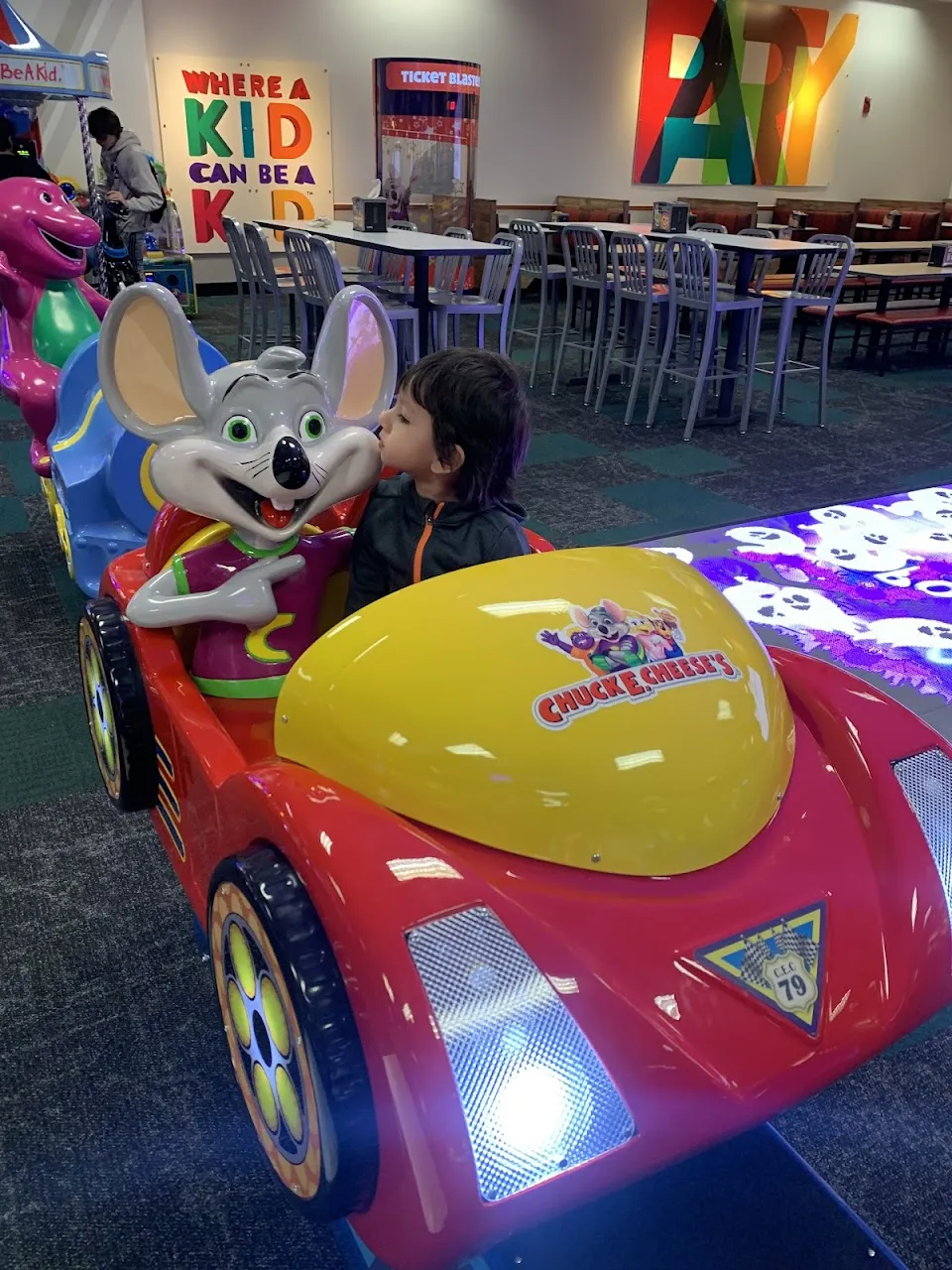 Chuck E. Cheese