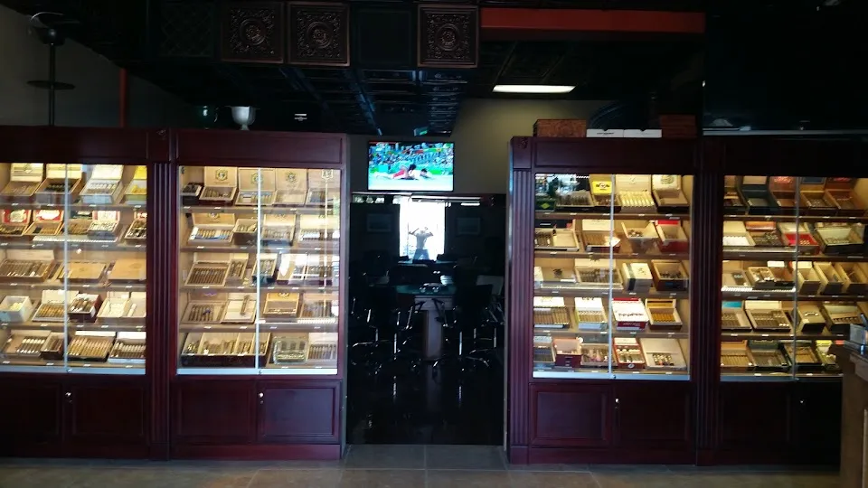 Hydeaway Cigar Club