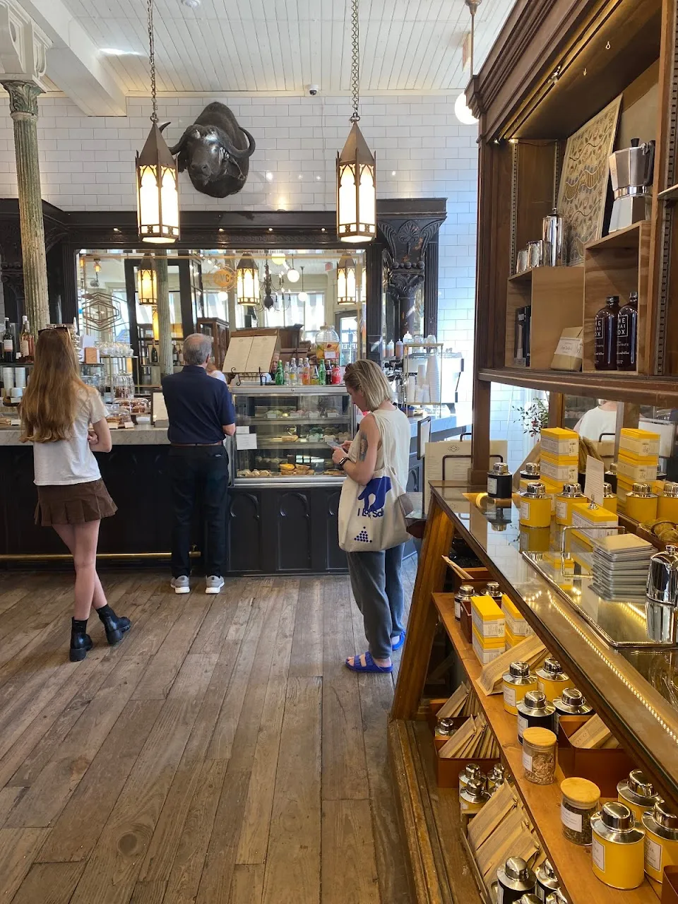 The Paris Market, Savannah