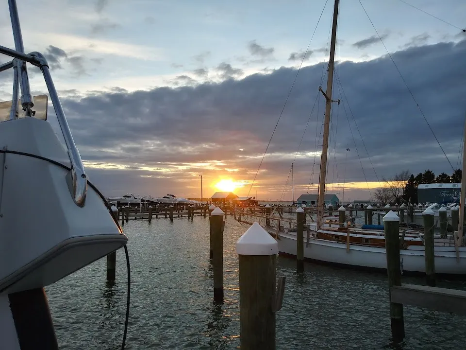 Ferry Point Marina