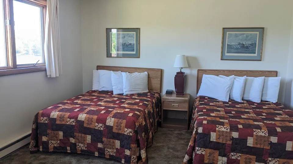 Clarks Beach Motel