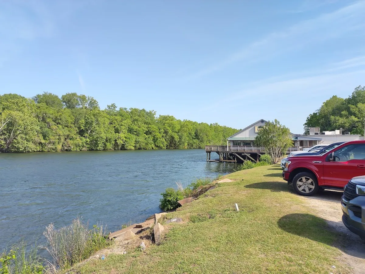 Gilligan's Seafood Restaurant- At the Dock