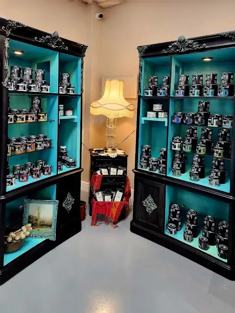 RMB's Arts & Antiques