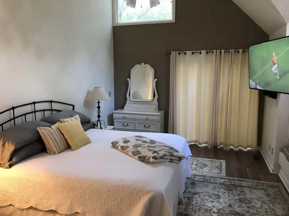 Scott’s Bear Cottage