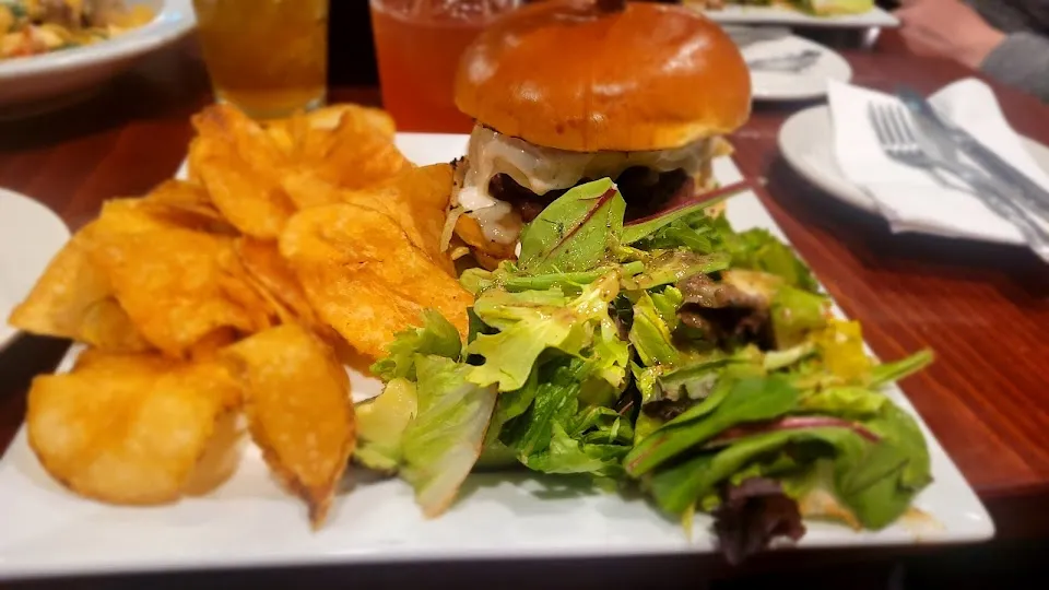 RoseMary's Pub & Grub