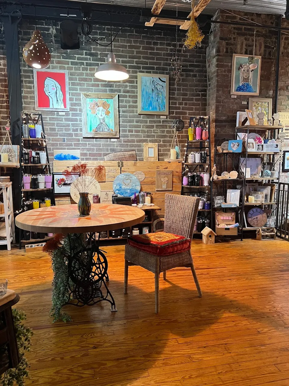 ArtVicki Creations
