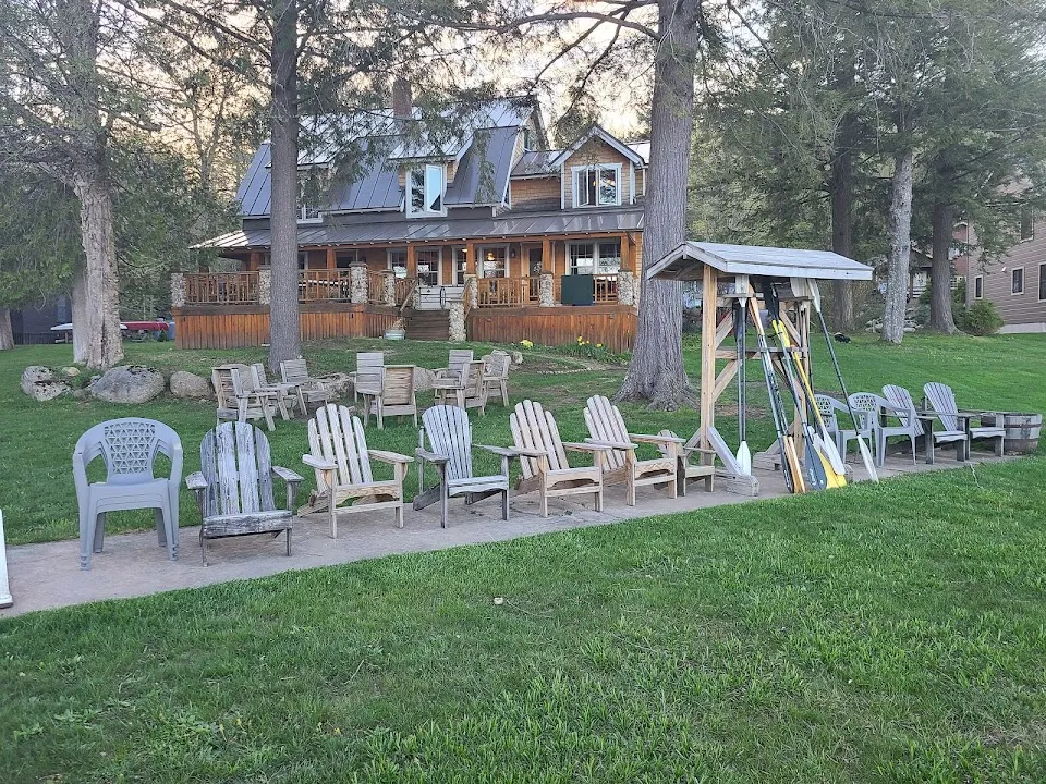 Four Seasons Cottages LLC