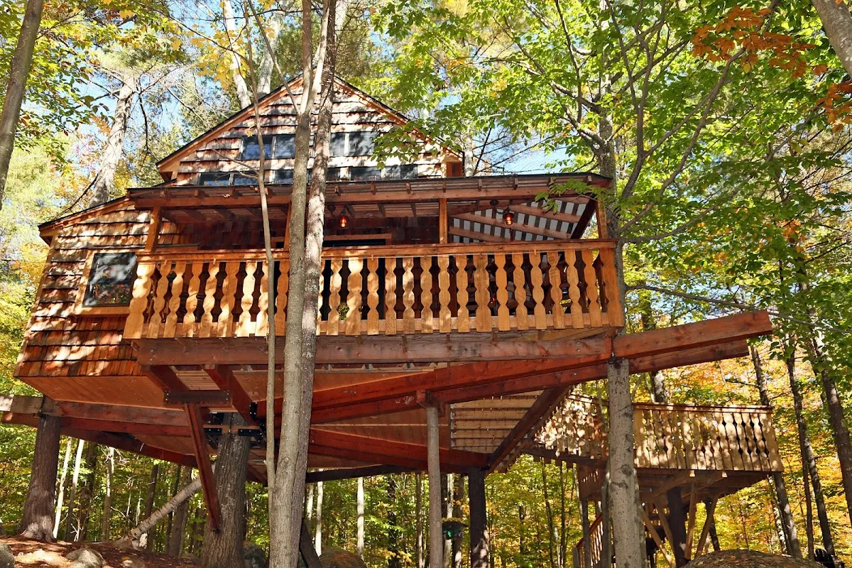 Sunapee Stays Premier Vacation Properties