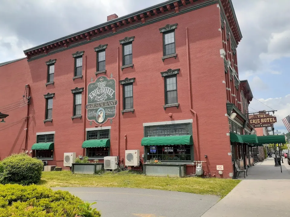 The Erie Hotel & Restaurant