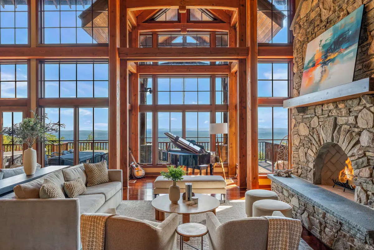 Pinnacle Pointe