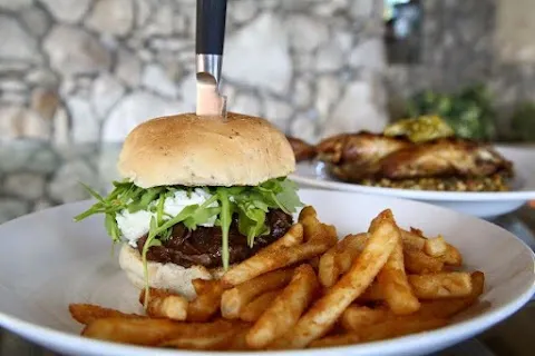 Norwood's Restaurant & Treehouse Bar