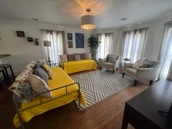 The Retro Retreat