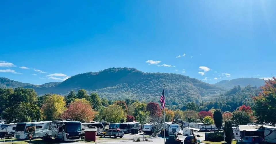 River Vista Mountain Village (RV Resort)