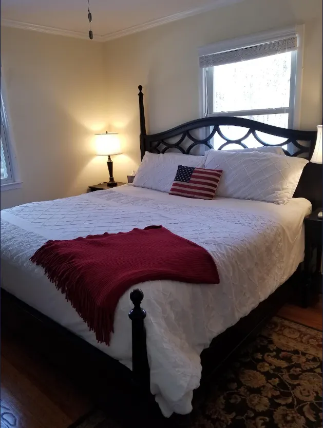 Cozy Cottage-VRBO