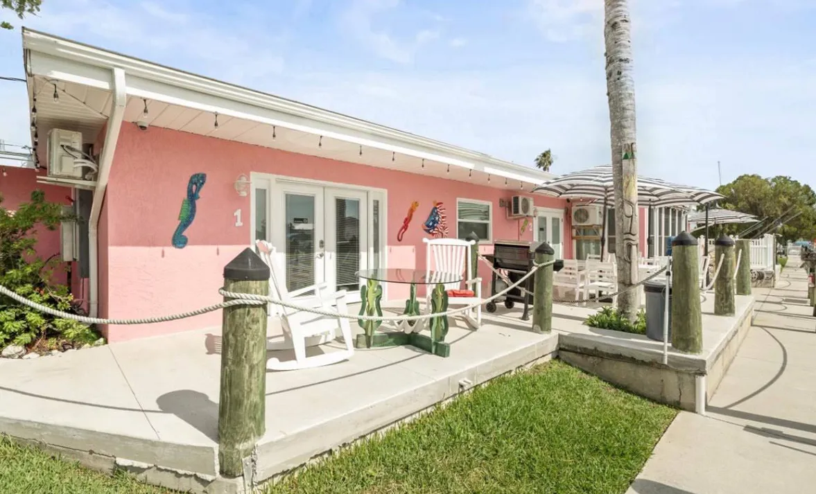 Hernando Beach Motel