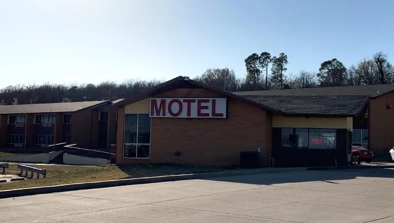 Holiday Lodge - McAlester