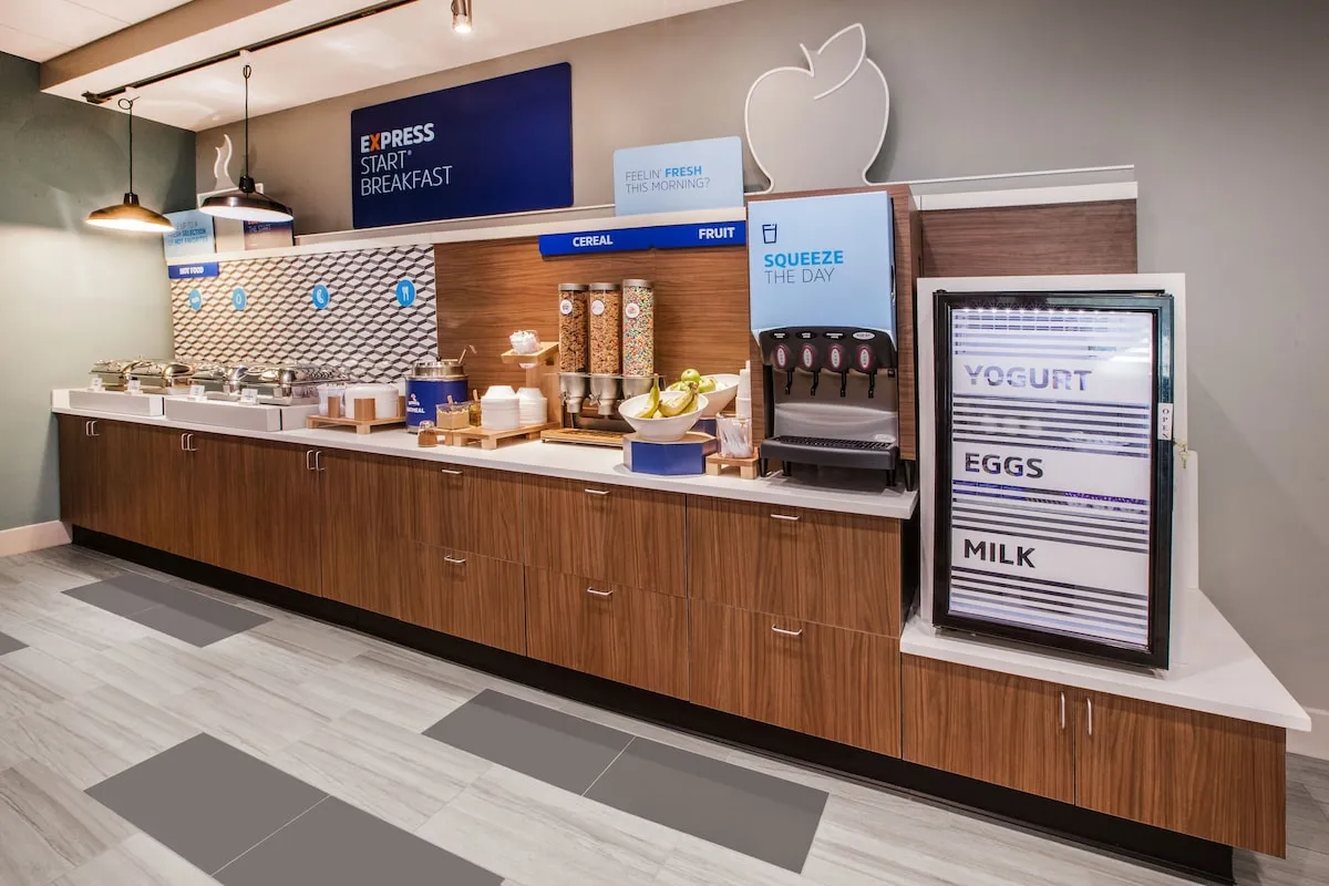 Holiday Inn Express & Suites Florence I-95 & I-20 Civic Ctr by IHG