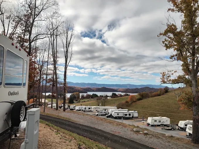 Wolf Lair Campground
