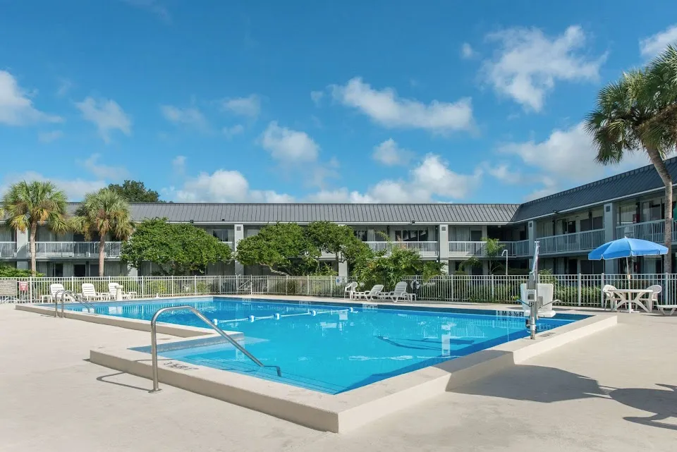 Quality Inn & Suites Brooksville I-75