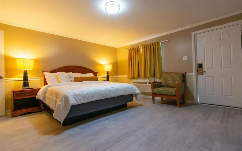 Eden Inn