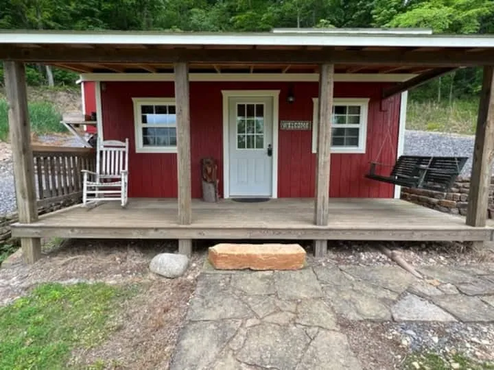 The Spring House (2 guests)