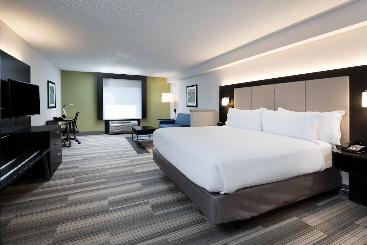 Holiday Inn Express & Suites Florence I-95 & I-20 Civic Ctr by IHG