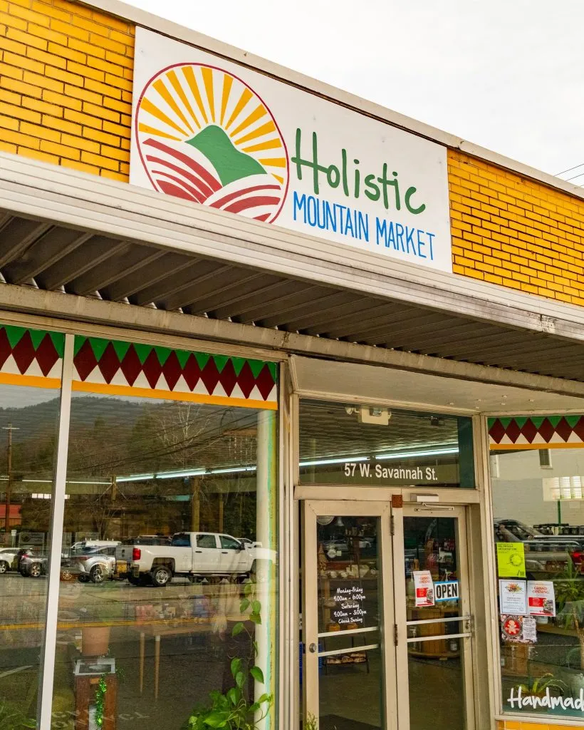 Holistic Mountain Market